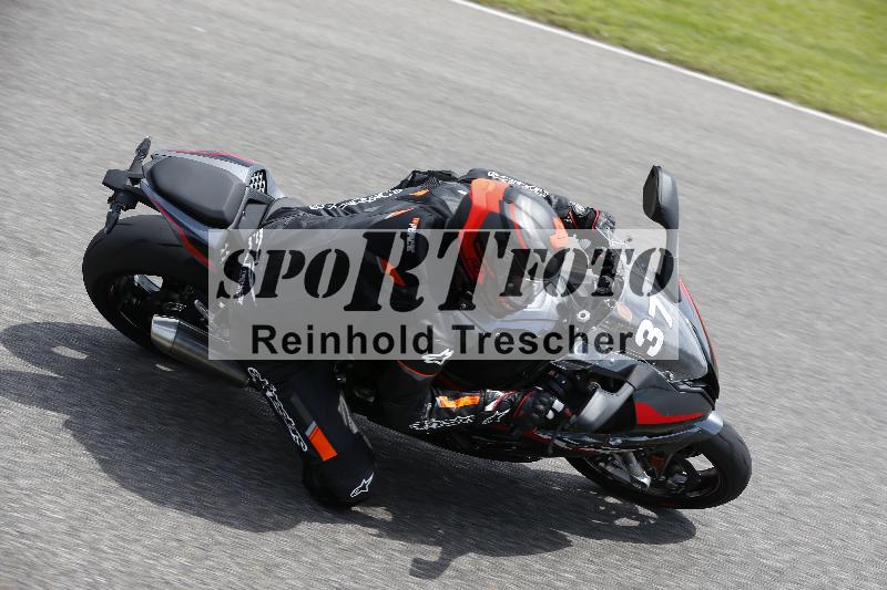 /Archiv-2024/29 12.06.2024 MOTO.CH Track Day ADR/Gruppe gelb/37